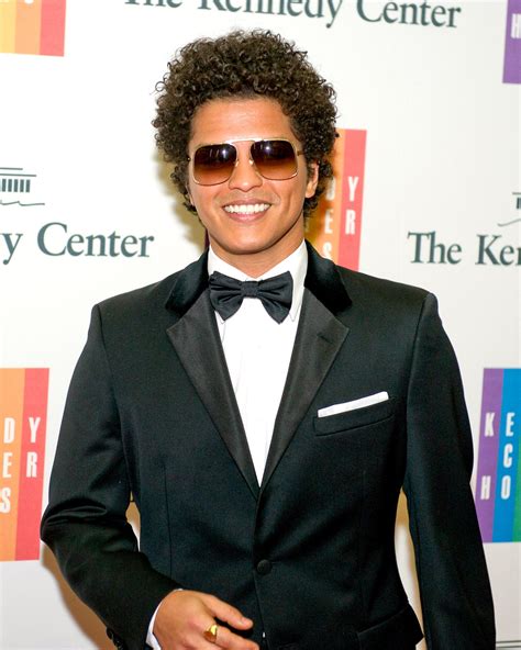 playboy hairstyle|The Man Behind Bruno Mars’ Playboy Hair Has a .